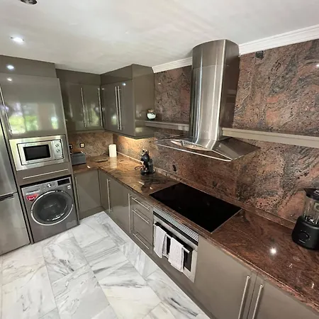 Apartment Magna With Stunning Views *